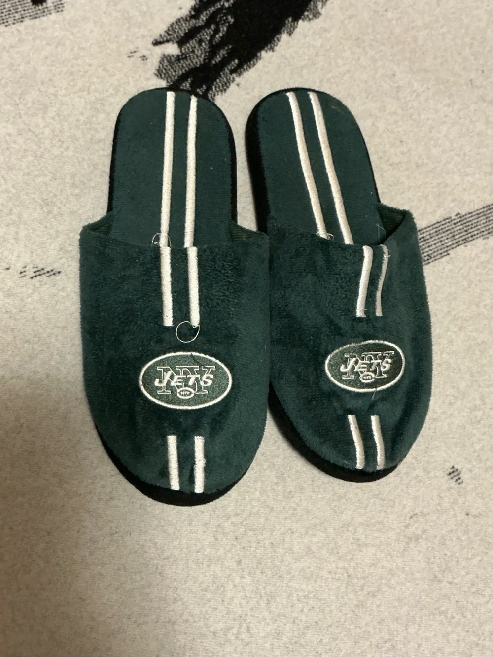 NFL New York Jets Slippers, New (Men's Medium 9-10)